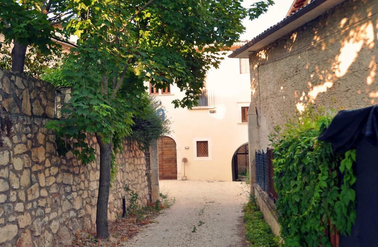 Dimora Dell'Arte Hotel Navelli Luaran gambar